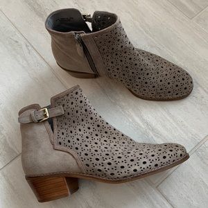 Coke Haan Boots